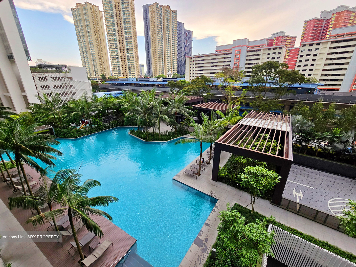 Commonwealth Towers (D3), Condominium #451723921